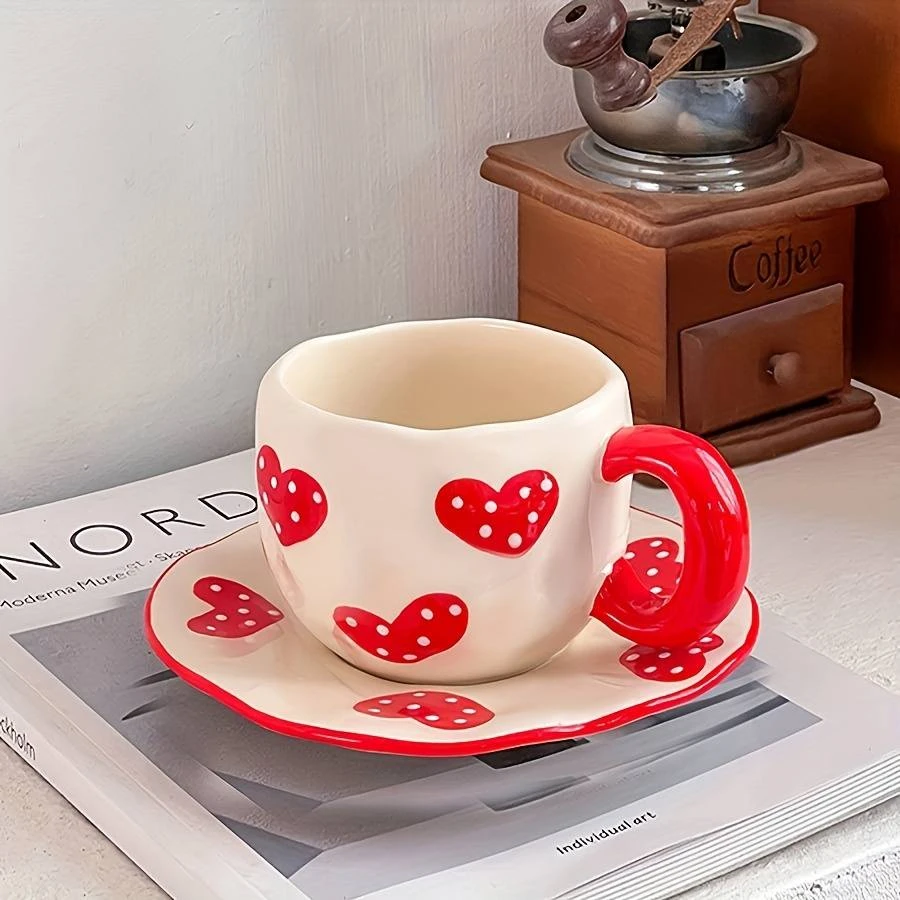 كوب سيرميك قلوب فراولة🍓